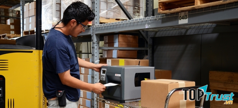 Công ty TNHH Thương mại và dịch vụ kỹ thuật Việt Hùng