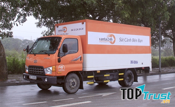 Công ty TNHH thương mại và dich vụ vận tải 24 giờ