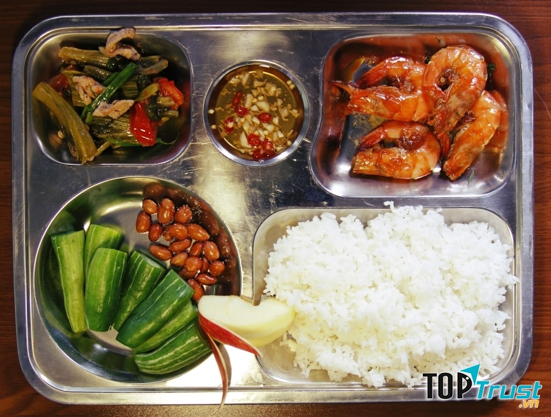 Một thực đơn bữa trưa của công nhân