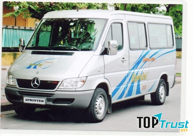 Ở công ty có cho thuê xe Mercedes Sprinter 16 chỗ.