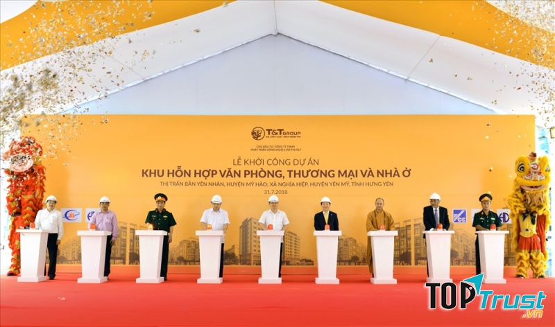 Công Ty TNHH Thương Mại Và Du Lịch T&T