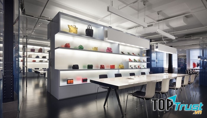 Thiết kế nội thất showroom hợp phong thủy