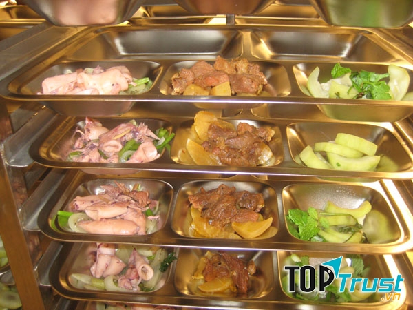 Công ty TNHH TM DV suất ăn công nghiệp Ngọc Linh Phát