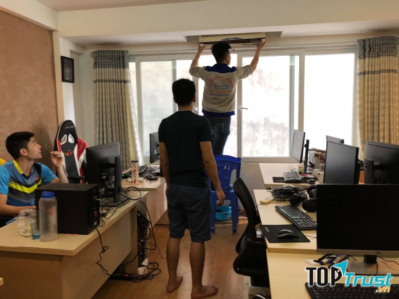 Công Ty TNHH Tổng Hợp Dịch Vụ Quang Dũng