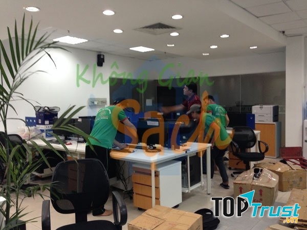 Công Ty TNHH Vệ sinh Công nghiệp Không Gian Sạch