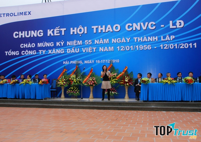 Công ty truyền thông SHC