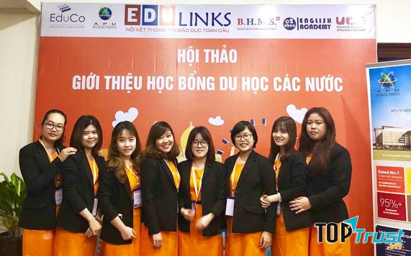 Cơ hội giao lưu, học tập với bạn bè quốc tế