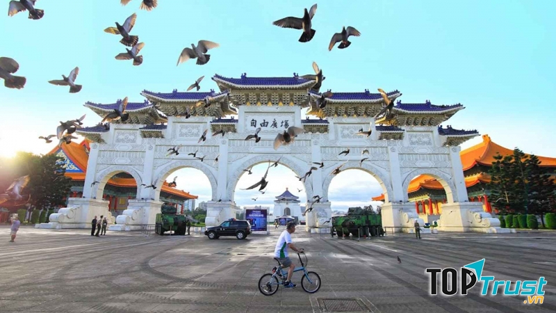 Công ty tư vấn du học Minh Hoàng An