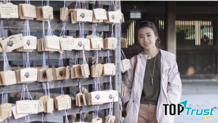 Chị Nguyễn Du Hằng - hiệu trưởng trung tâm YOKO.