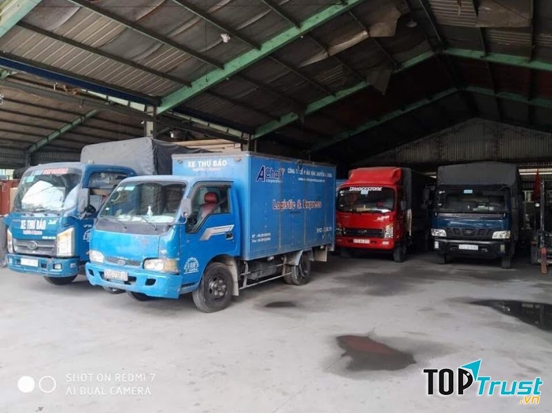 Công ty vận chuyển Á Châu