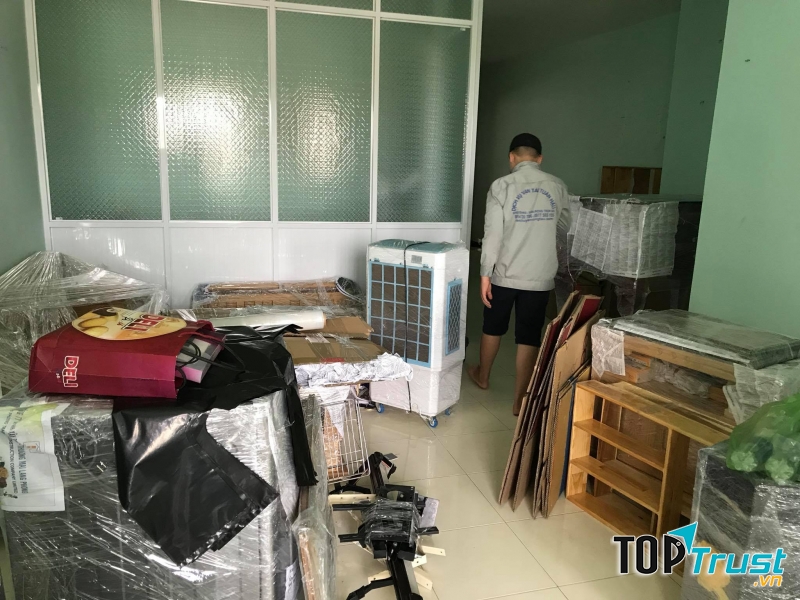 Vận chuyển Tuấn Hậu
