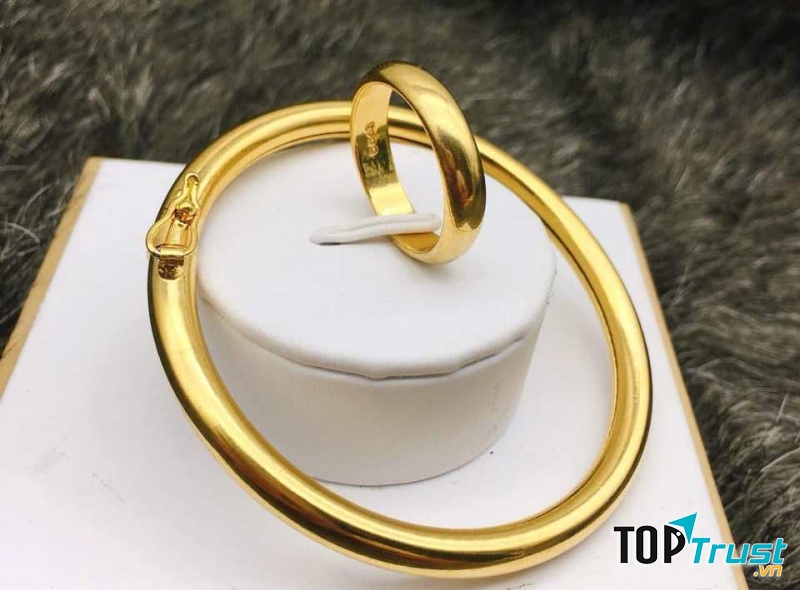 Công ty vàng bạc đá quý Hà Thành