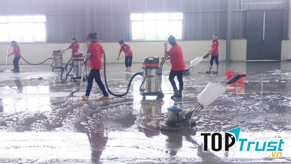 Công ty vệ sinh công nghiệp Phát Đạt