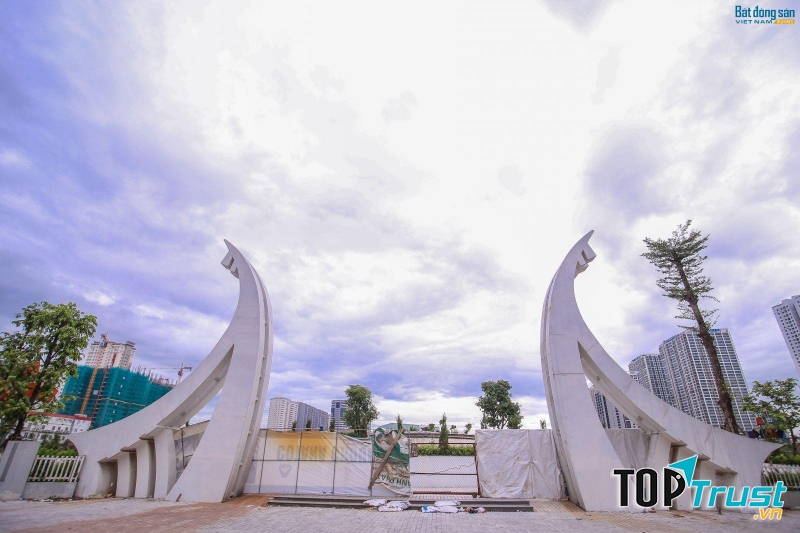 Công viên hồ điều hòa Nhân Chính