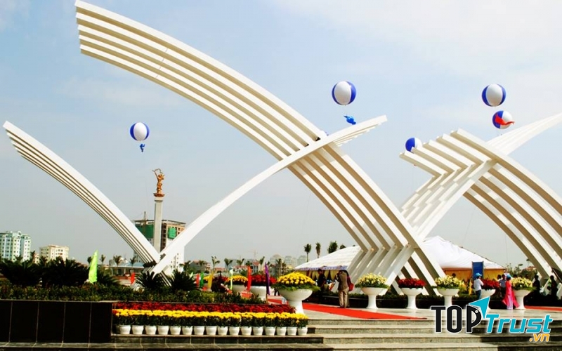 Sân trượt patin ở công viên Hòa Bình