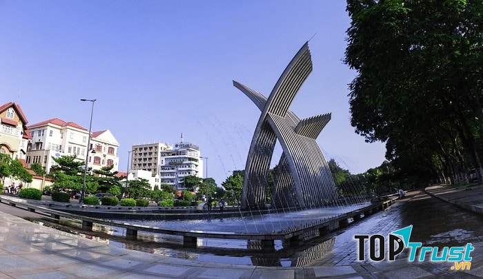 Công Viên Hoàng Văn Thụ