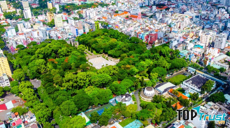 Công viên Lê Văn Tám từ góc nhìn trên cao