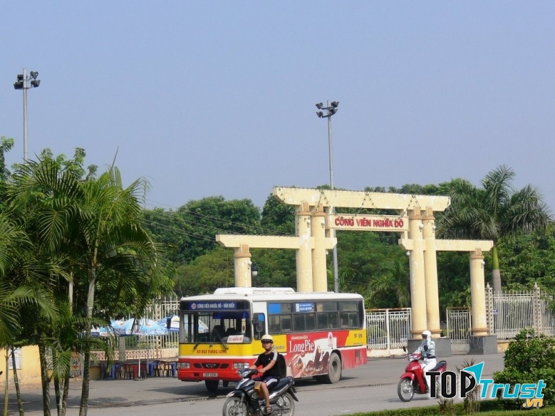 Cổng Công Viên Nghĩa Đô