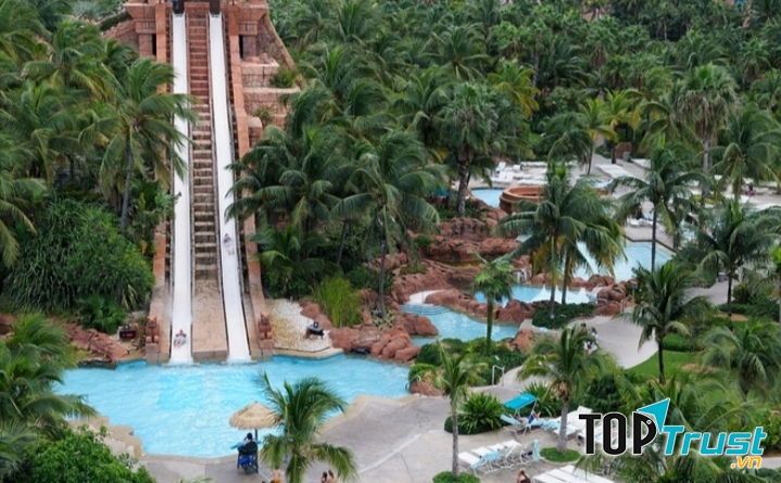 Công viên nước Aquaventure với diện tích 141 mẫu vuông luôn sẵn sàng chào đón du khách đến với khu nghỉ dưỡng Atlantis.