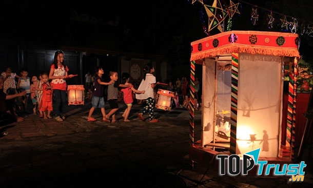 Hoàng Thành Thăng Long trong dịp Trung thu