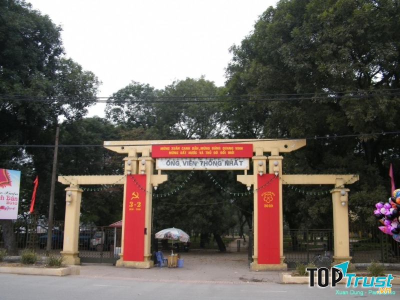 Cổng công viên Thống Nhất