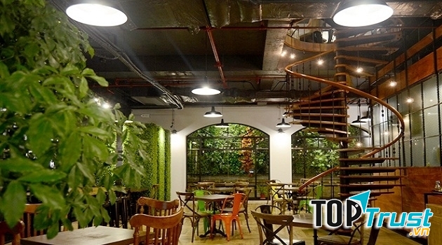 Cora Café - số 24 Hòa Mã, quận Hai Bà Trưng