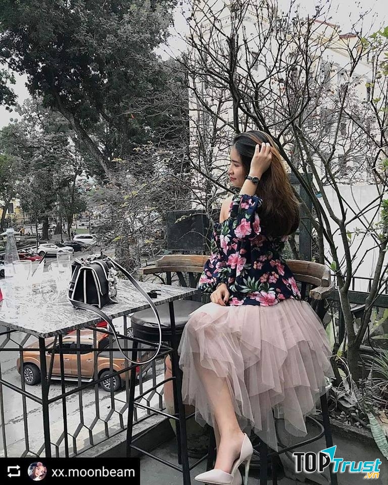 Cosa Nostra - số 24 Tông Đản, Quận Hoàn Kiếm