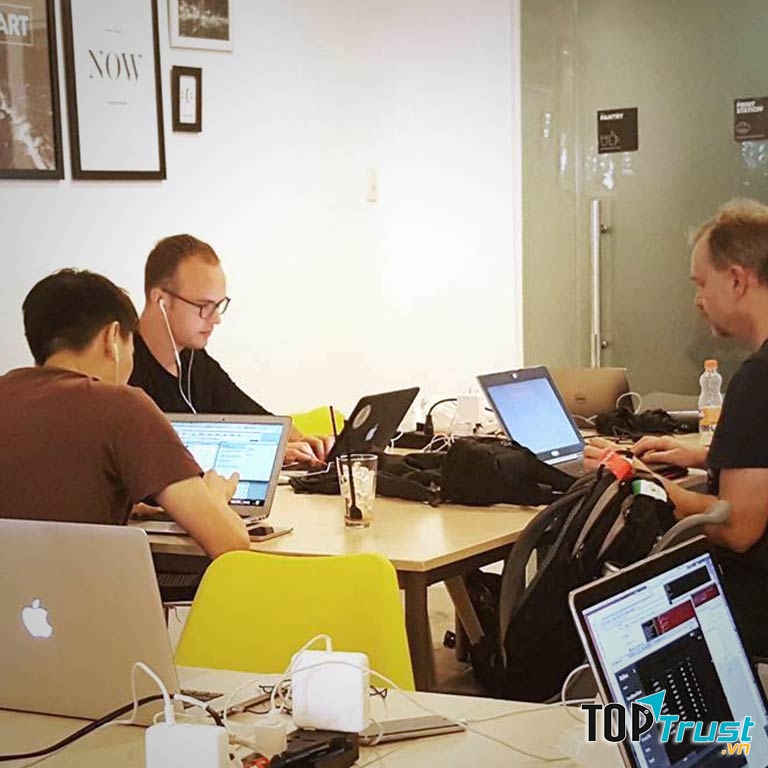 Không gian làm việc tại Coworking space & Hangout