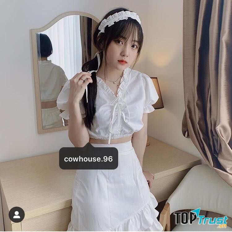 Cow's House - Clothes For Girls