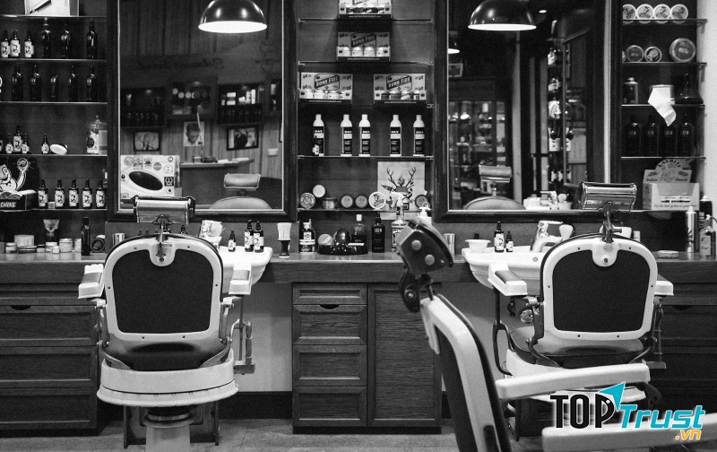 Đến ngay Crew Barber shop để chọn cho mình một kiểu tóc phù hợp nhất nào