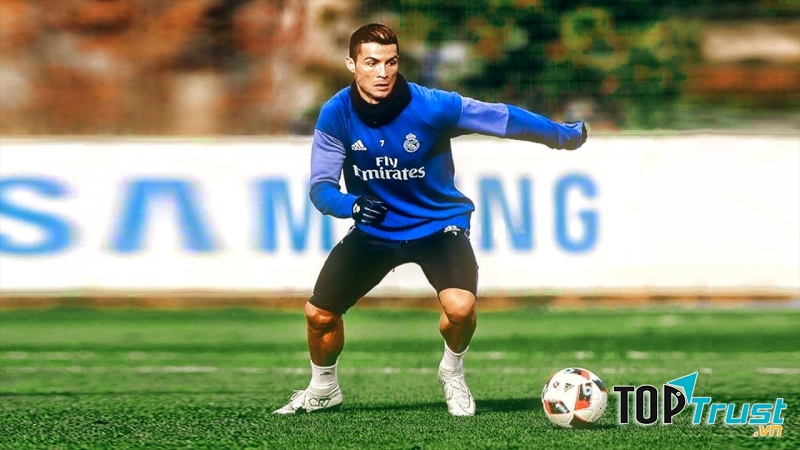 Ronaldo có một thân hình hoàn hảo trong môn bóng đá