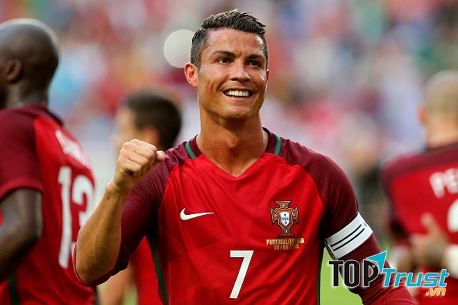 Ronaldo luôn biết cách tỏa sáng đúng lúc