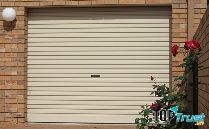 Loại cửa cuốn tấm liền