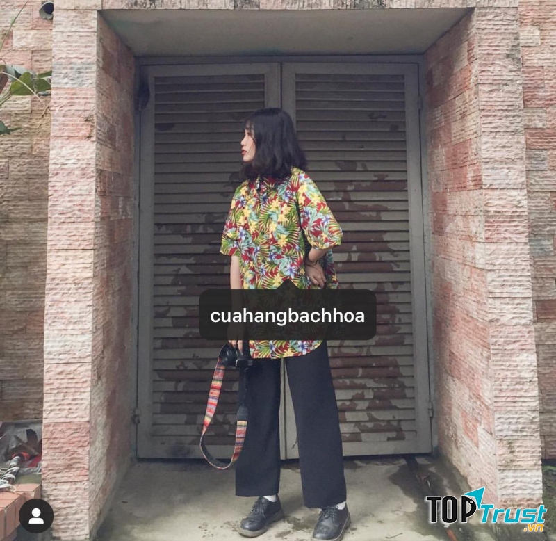 Cửa Hàng Bách Hoá Số 26