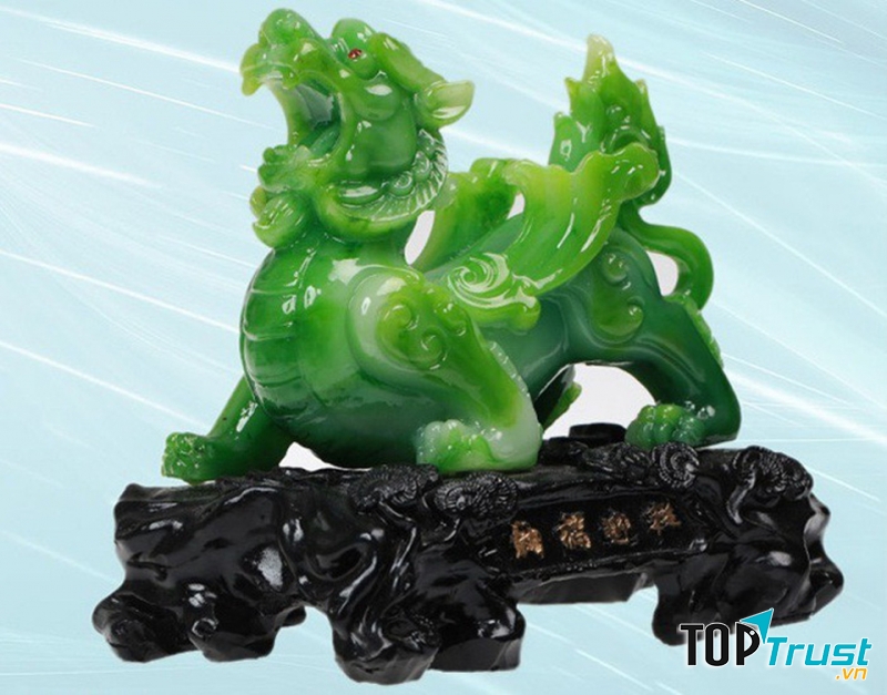 Những vật phẩm đều là các linh vật tạo màu sắc linh thiêng, mang đến không gian nhà bạn sự thanh tịnh lạ kỳ