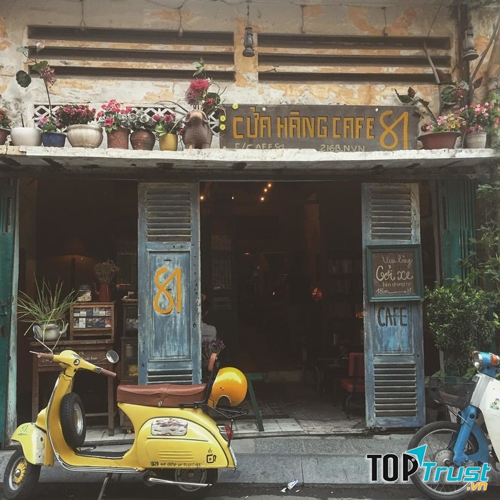 Cửa hàng cà phê 81