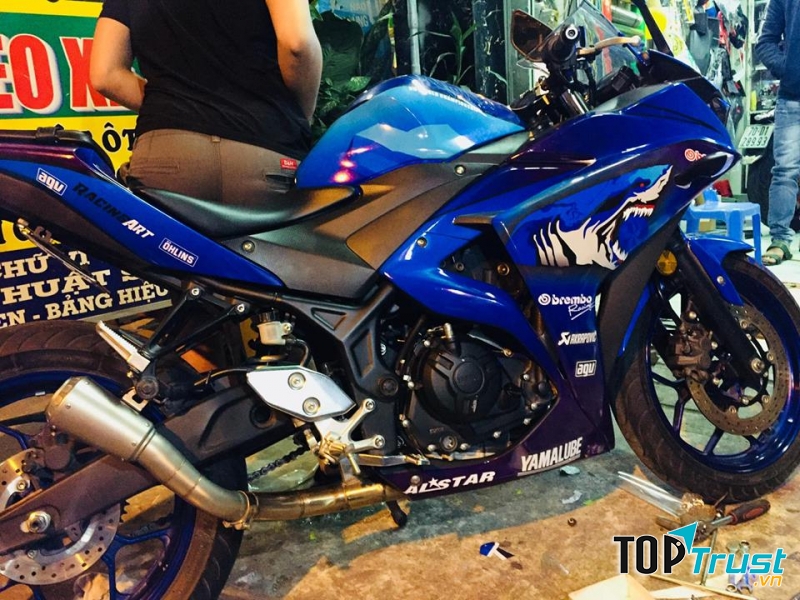 Cửa hàng dán keo xe - DECAL THANH VƯƠNG