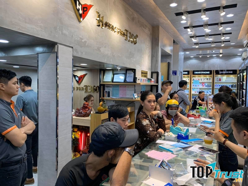 Cửa Hàng Điện Thoại Di Động Hoàng Phát 360