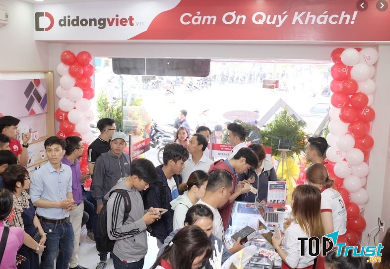 Cửa hàng điện thoại Di Động Việt