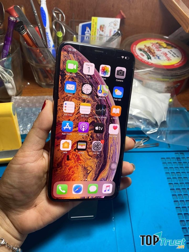 Cửa hàng điện thoại Hồng Tuyết