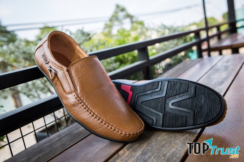 Cửa hàng giày ATTOM - địa chỉ mua giày nam đẹp nhất TP. HCM