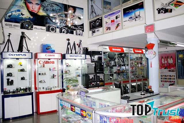 Cửa Hàng Máy Ảnh Chung Yến