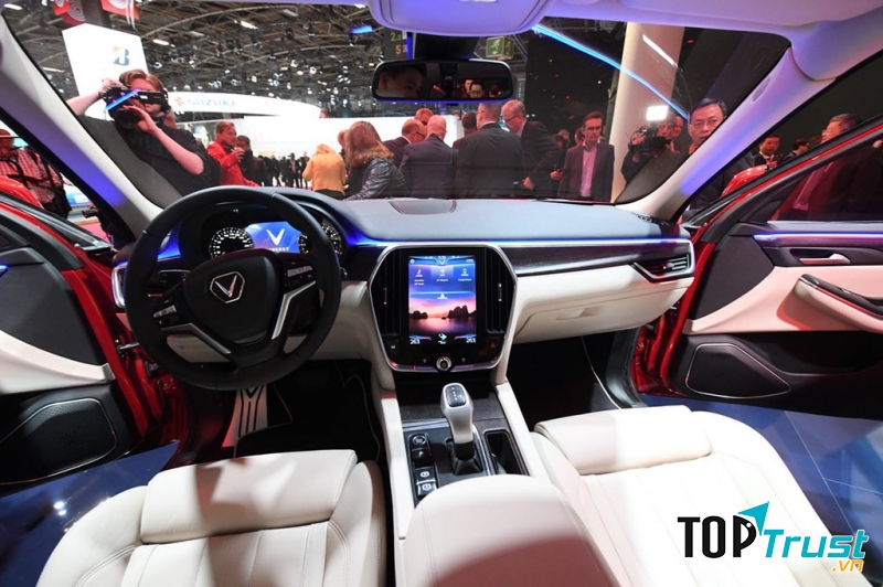 Cửa hàng nội thất ô tô Anh Đức