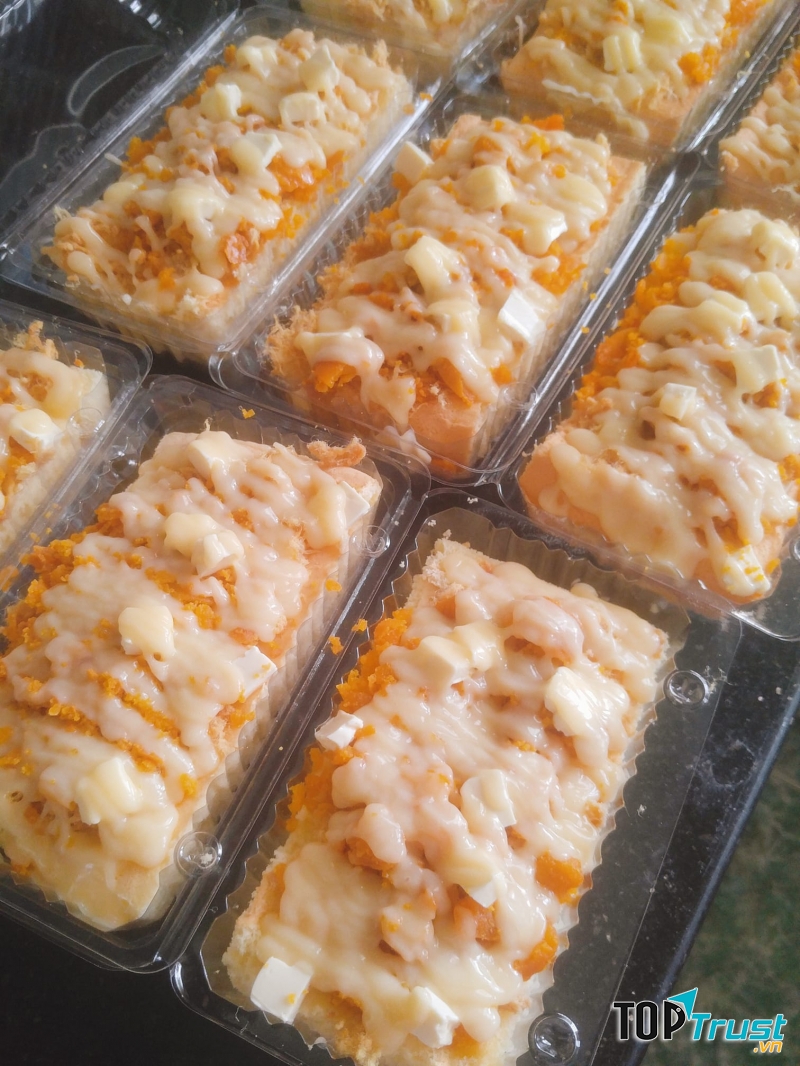 Chiếc bánh trứng của cửa hàng online này không giống như những cửa hàng khác