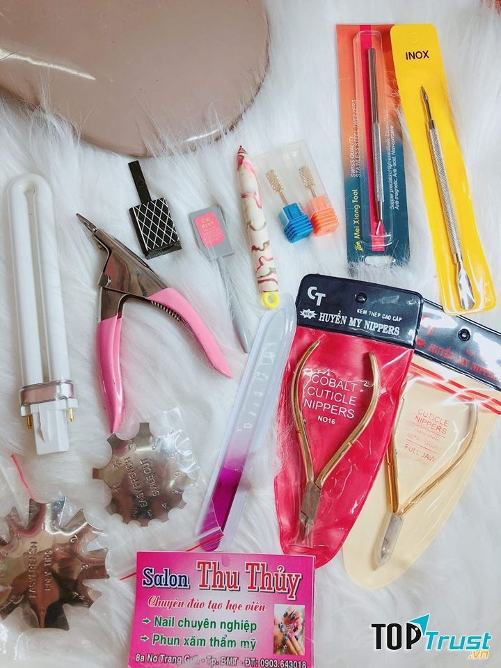 Cửa hàng phụ kiện nail Thu Thủy