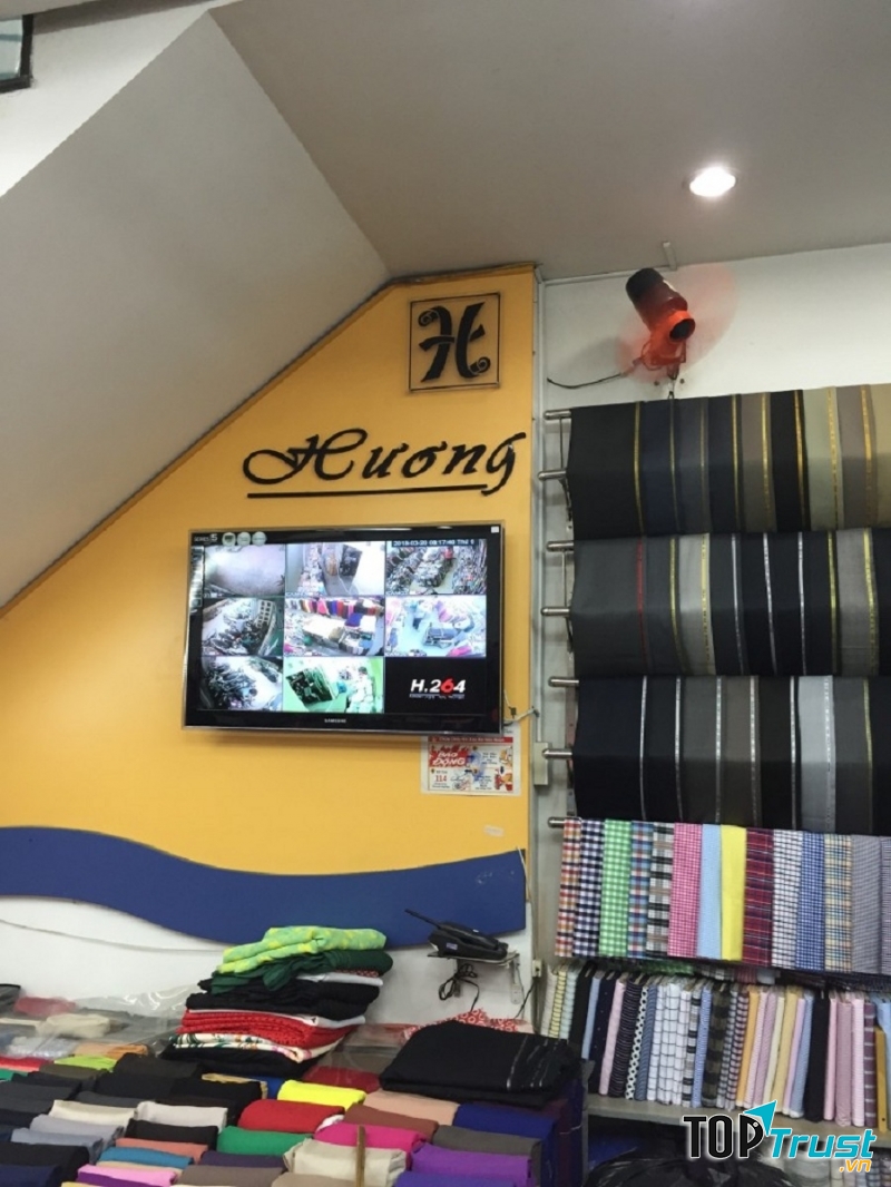Cửa hàng vải Hương