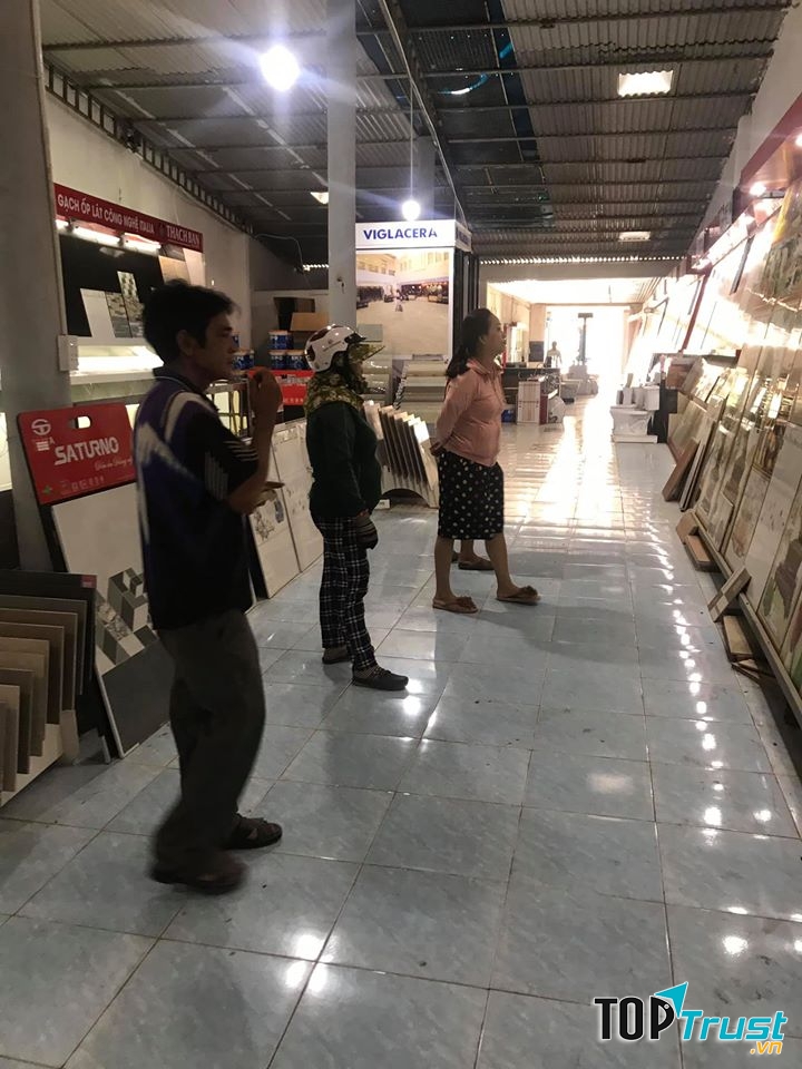 Cửa hàng vật liệu xây dựng Thu Tuyến - Diễm Kha