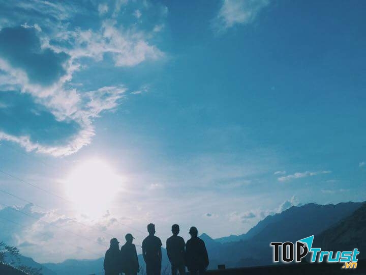 Đường lên Loóng sập - Ảnh sưu tầm (FB Phạm Bảo Trung)