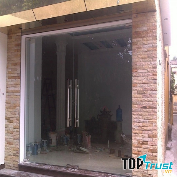 Cửa kính Việt Nhật (Công ty TNHH xây dựng Minh Hiếu Hà Nội)