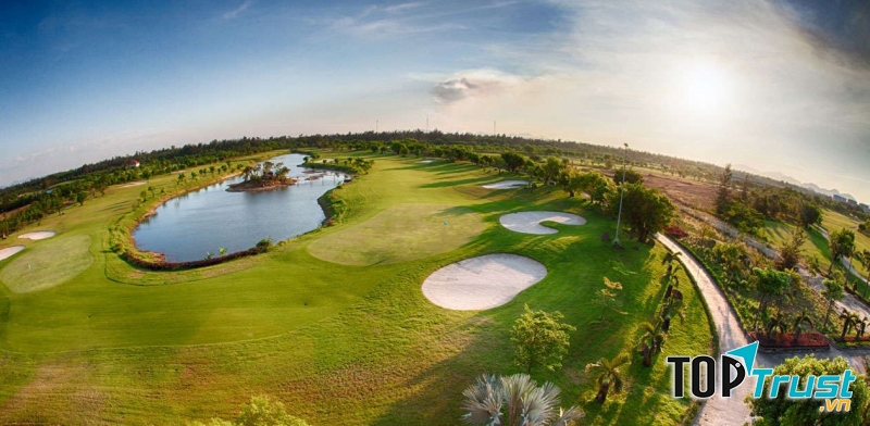 Cửa Lò Golf Resort